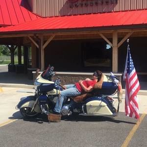 Meet your Posher, Dana